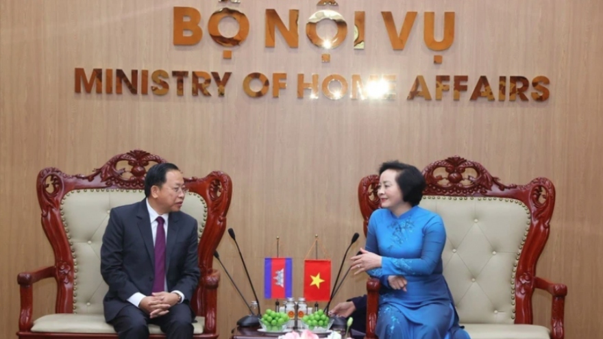 VN, Cambodia suggested to enhance sharing experience to ensure religious freedom